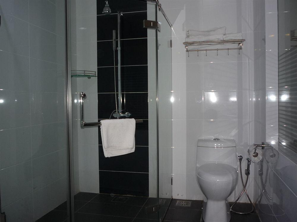 Labuk Hotel SDK Екстериор снимка